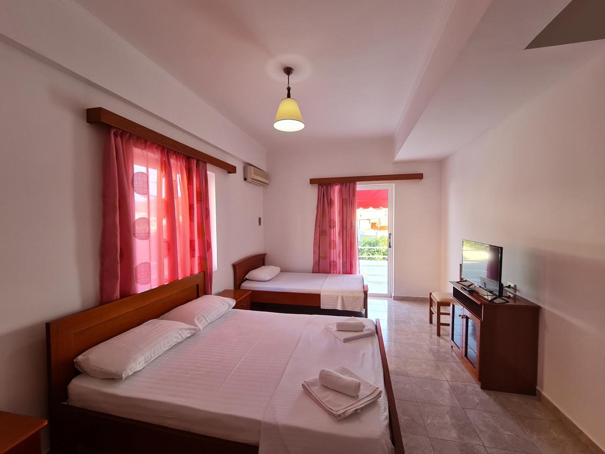 City Center Gjordeni Apartments Ksamil Exterior photo